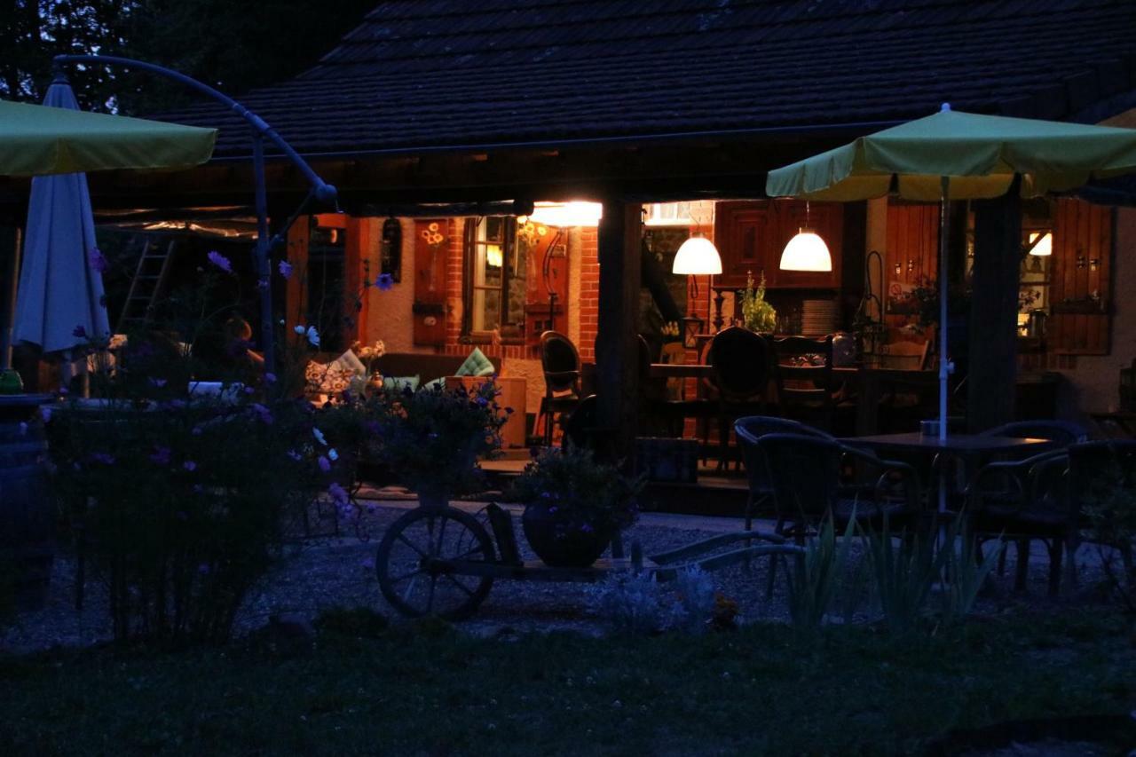Hotel Domaine Chez Jem Le Breuil  Esterno foto